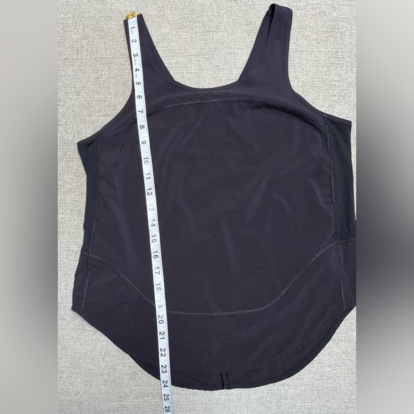 Lululemon Women's Split Back Training Tank Top Black - Picture 8 of 8